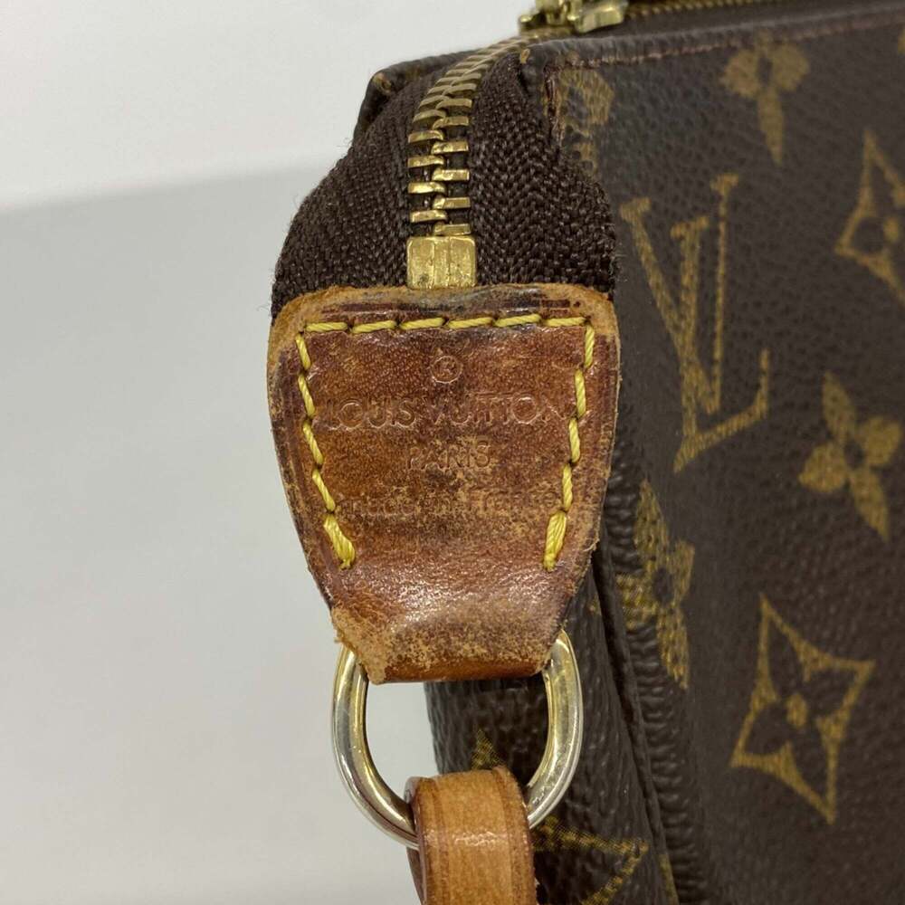 LOUIS VUITTON Brown Monogram Pochette Pouch - Picture 5 of 10